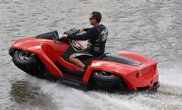 Amphibious Quadski