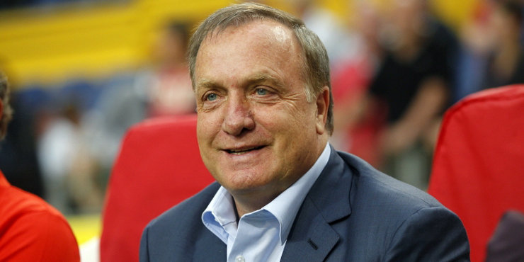 Football Manager Dick Advocaat upsets Sunderland fans with a terrible preseason 