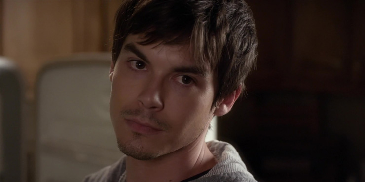 Is Caleb from the TV show Pretty Little Liars (PLL) dating Spencer?