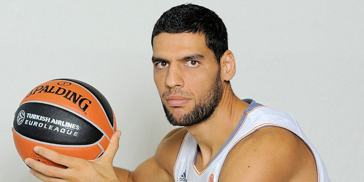 Salah Mejri says his team mates made him what he is today.