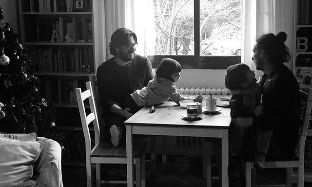 Alvaro Morte and wife Blanca Clemente having breakfast with kids, Julieta and Leon.