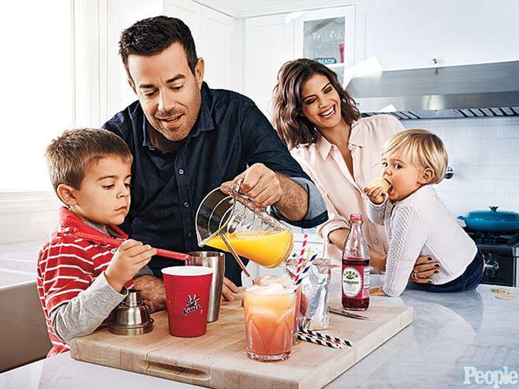 A family true. Семьянин the family man, 2000. Триллин. Multicultural family. Николас кейдж семьянин.