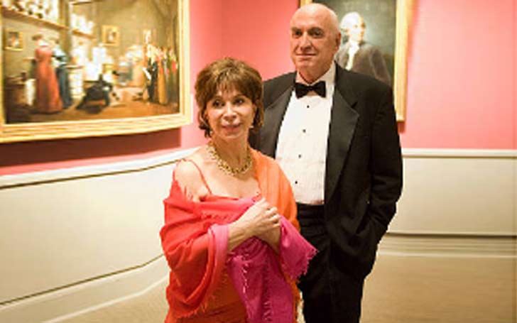  Writer Isabel Allende and her husband, Willie Gordon got divorced.