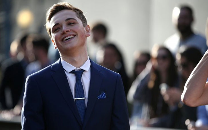 Is Dean-Charles Chapman dating anyone? Does he have a girlfriend? 