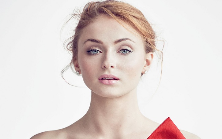 Net Worth Of Sophie Turner Is Estimated To Be 5 Million She Is A Main 
